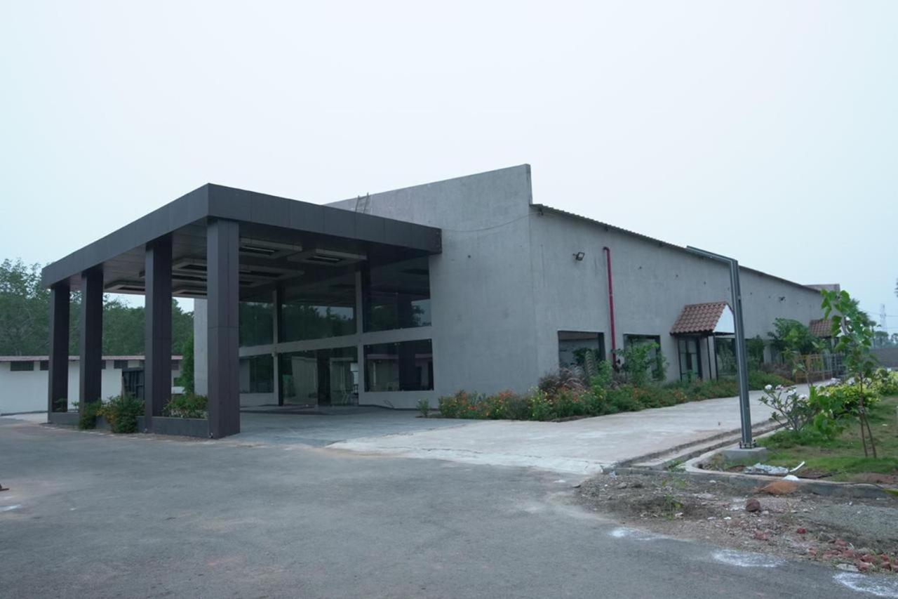 One Resorts & Convention Annavaram Exterior foto